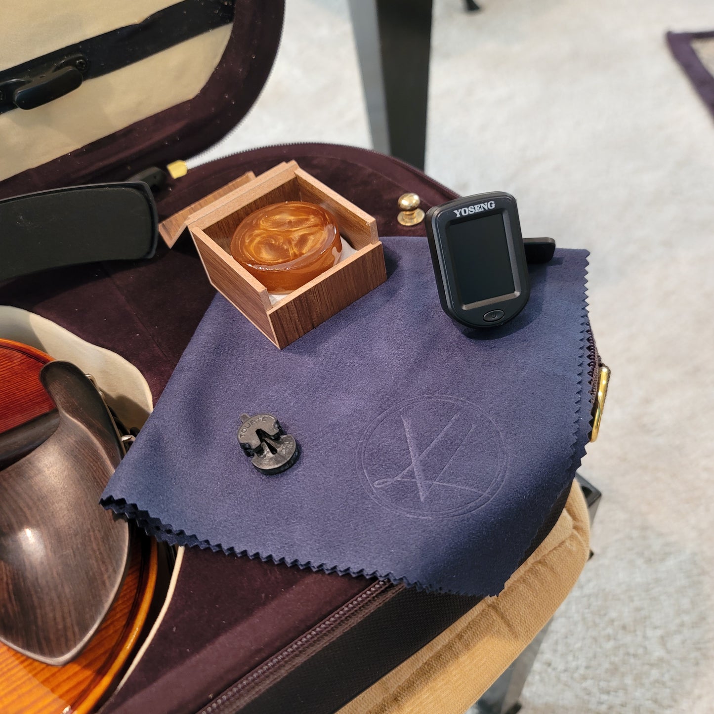 Medius Quatrus (Intermediate) Violin Package