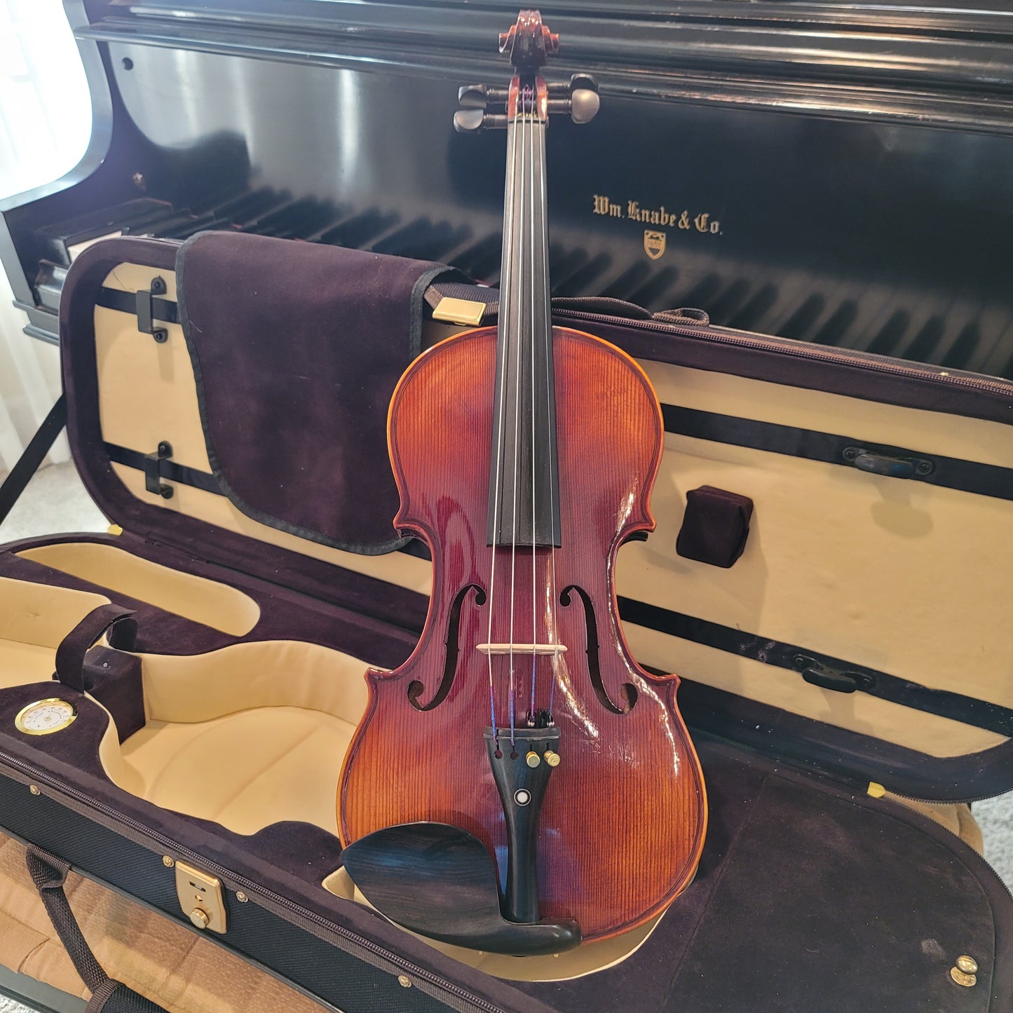 Medius Quatrus (Intermediate) Violin Package